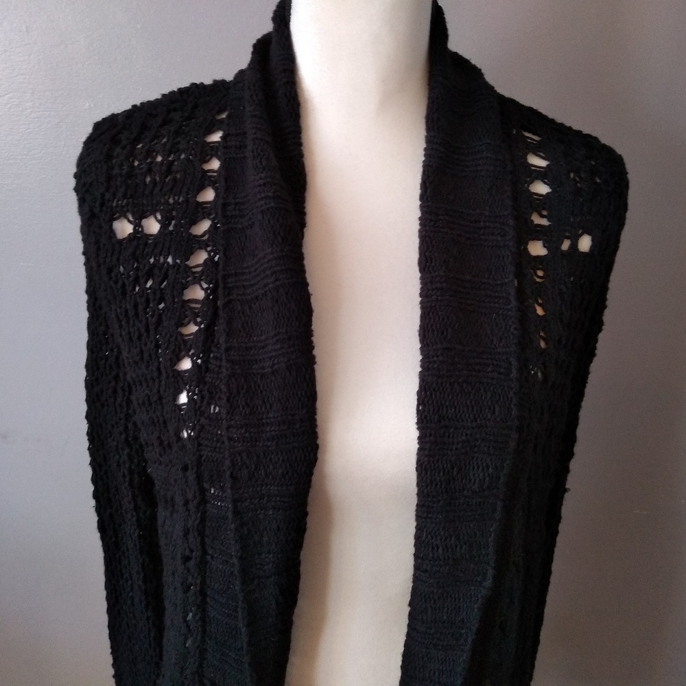 Lucky Brand black embroidered cardigan sweater. M